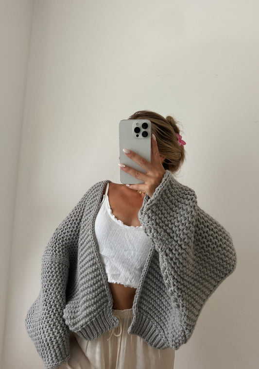 STRICK CARDIGAN GRAU